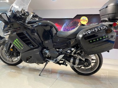 Purchase 2007-2009 Kawasaki GTR1400/ZG1400 Motorcycle Fairings - Black Monster Canada