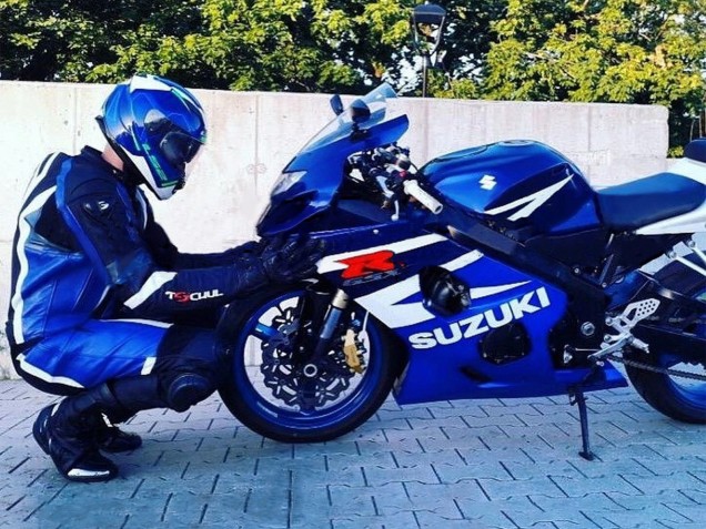 2004-2005 Suzuki GSXR 600 / GSXR 750 Motorcycle Fairing Kits - White Blue Black Red Canada